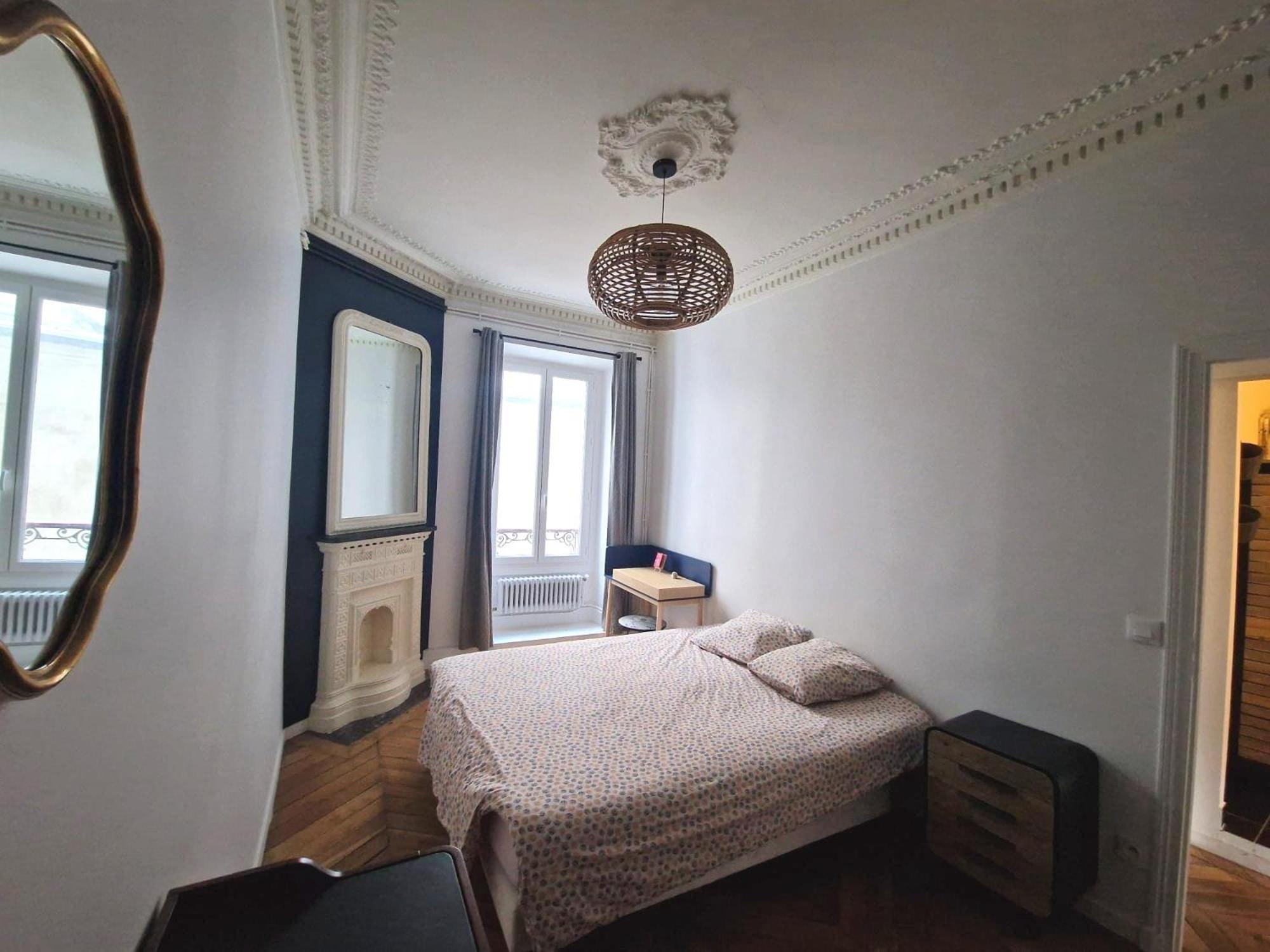 Parisian Nest 15 Min Adidas Arena & Montmartre Appartement Parijs